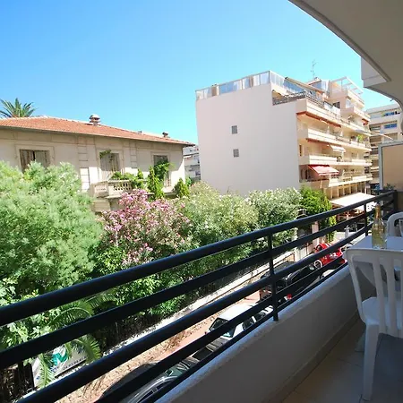 Studio Palais Rouaze 59397 *